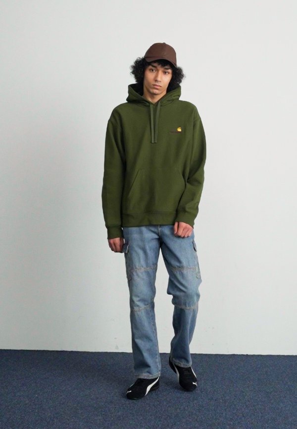 HOODED AMERICAN SCRIPT  - Hoodie - tarragon4