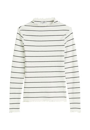 T-shirt à manches longues avec une base blanche et des rayures horizontales noires, présentant un col ondulé et un ourlet brut pour un détail texturé.