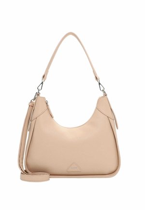 Bēša ādas plecu soma ar izliekta augšdaļu, noņemamu siksnu un mazu trīsstūrveida logotipa plāksteri priekšējā centrā.