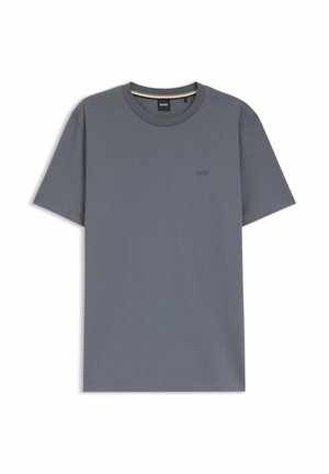 Graues T-Shirt mit kurzen Ärmeln und Rundhalsausschnitt, mit dem "BOSS"-Logo auf der linken Brust bestickt und mit einem schwarzen Etikett im Krageninneren.