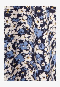Seleccionado, Blue Floral