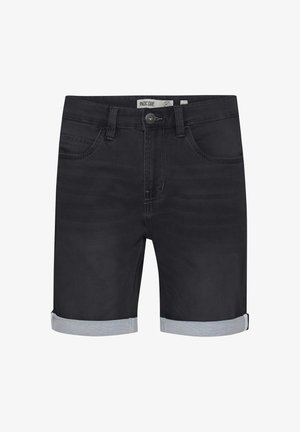 Mustat farkkushortsit, joissa on käännetyt vaaleansiniset lahkeet, viisi taskua ja hopeinen nappikoriste vyötäröllä. Suora pinta ja rento muotoilu.