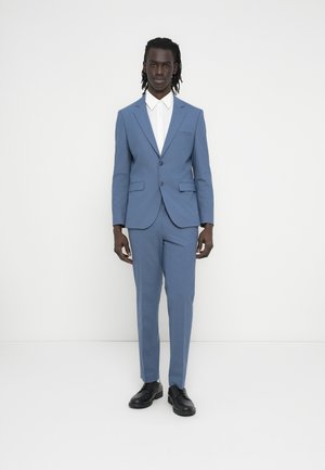 ARTI HESTEN SET - Κοστούμι - open blue