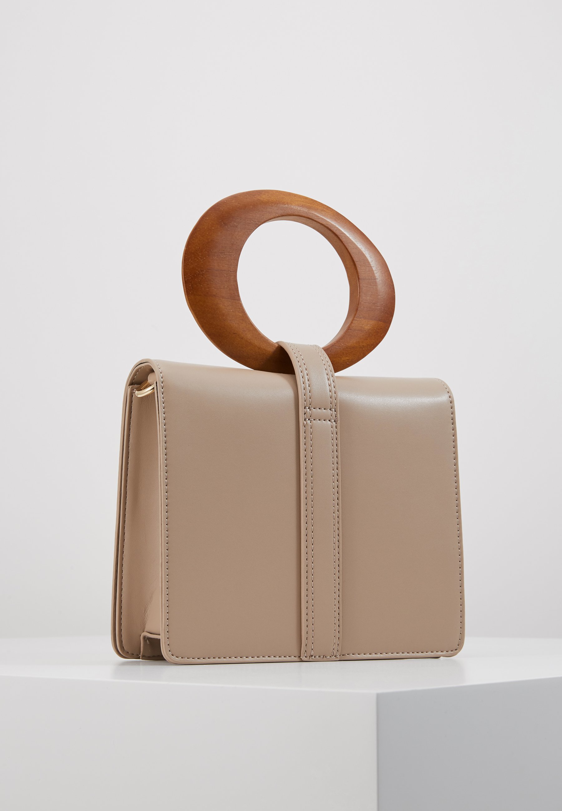 Inyati ABBEY Håndveske simply taupe Zalando.no Inyati ABBEY Håndveske black Zalando.no