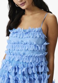 YAS YASESTI STRAP MIDI DRESS SHOW - Koktel haljina / svečana haljina - alaskan blue