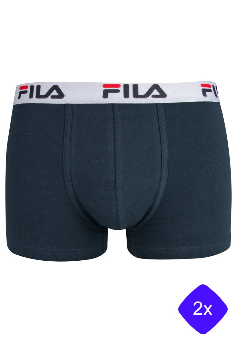 Boxer-culottes en coton bleu marine avec une ceinture logo Fila blanche. Inclus deux paires emballées ensemble. Design à jambe courte et ajusté.