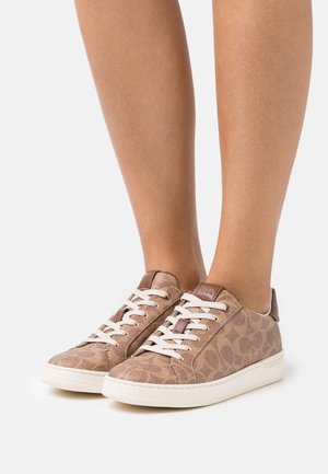 LOWLINE COATED - Baskets basses - tan