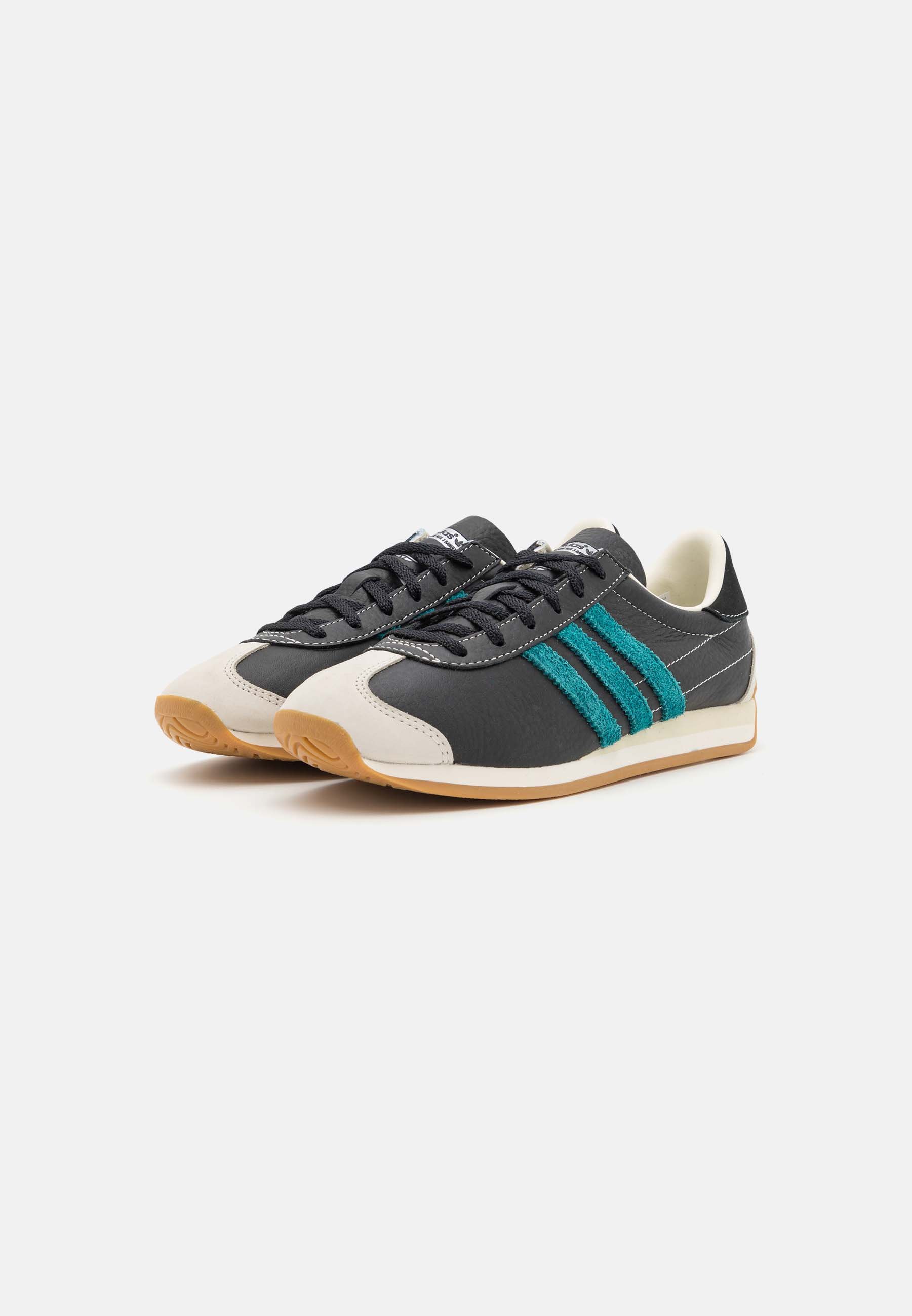 関税送料込♪adidas/Country OG Core Black, Legacy Teal Adidas - WMNS Country OG Sneaker in Black & Legacy Teal