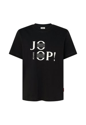 Schwarzes kurzärmeliges T-Shirt mit weißem fettem Text mit der Aufschrift "JOOP!" und kleinen gedruckten Details innerhalb der Buchstaben auf der Vorderseite.