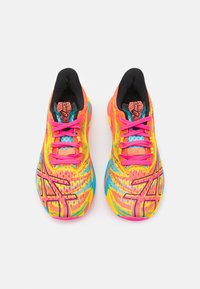 ASICS NOOSA TRI 15 - Hardloopschoenen voor op de weg - aquarium/vibrant yellow