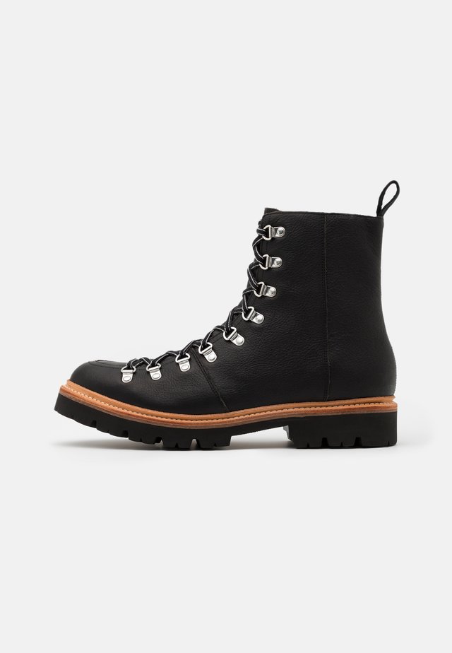 BRADY - Snørestøvletter - black