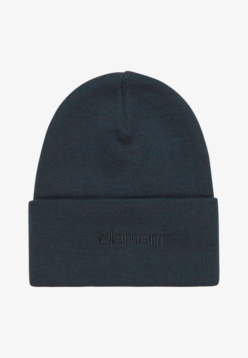 Mørk teal strikket beanie med en foldet manchet, der har et broderet logo. Blød tekstur med et sømløst topdesign.