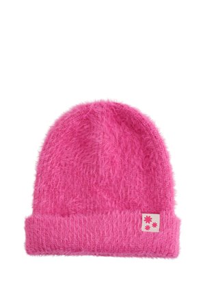 Megzta kepurė - bright pink