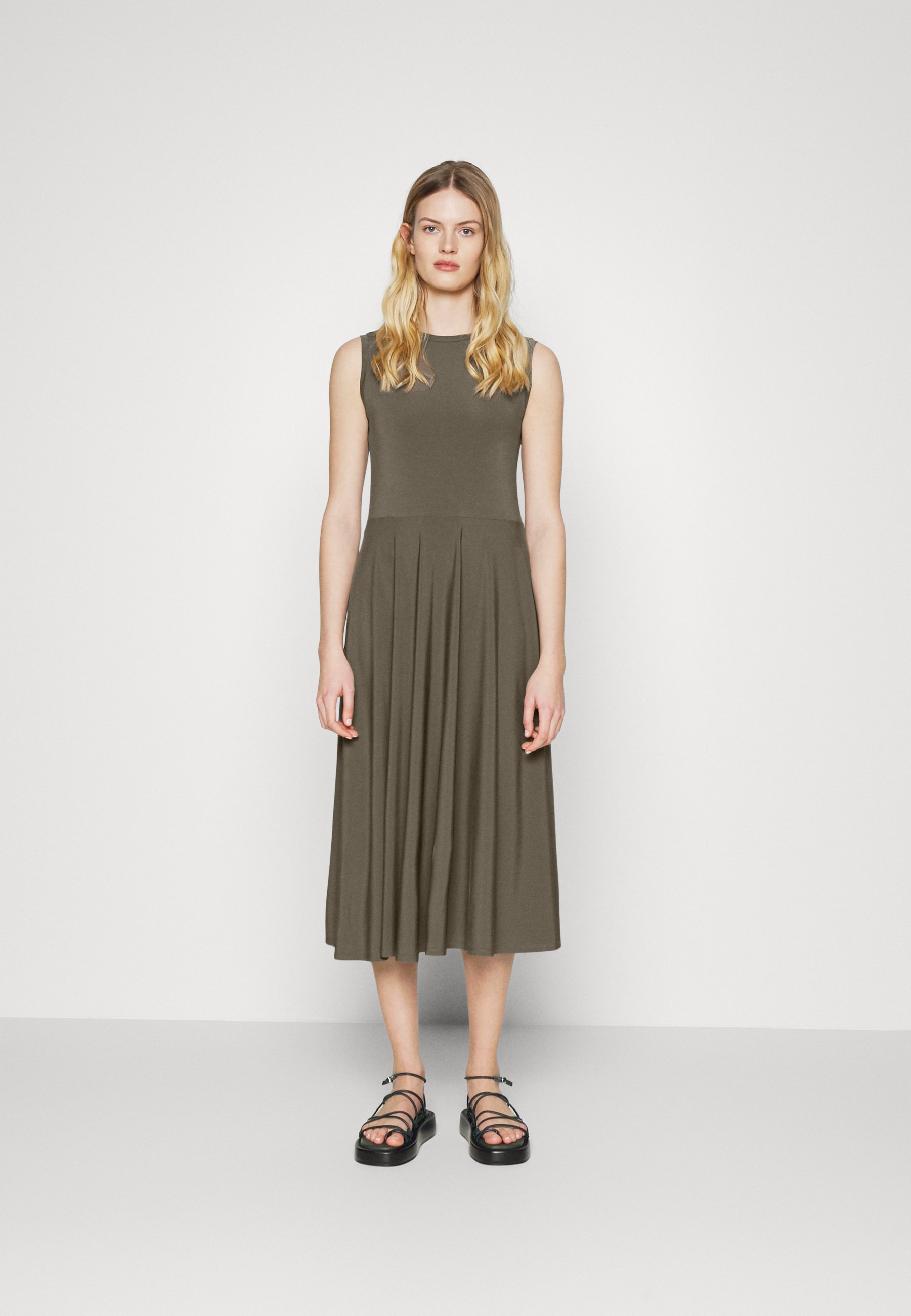 Max Mara Leisure AGAVE - Vestito di maglina - grigio verde scuro/cachi -  Zalando.it