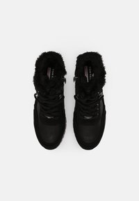 TOM TAILOR Höga sneakers - black