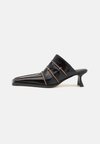 TATTI MULES - Ciabattine con tacco - black