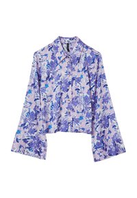 Blouse à manches longues, boutonnée, avec de larges poignets, présentant un motif floral violet et bleu et un col pointu.