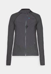 Veste de sport grise avec une fermeture éclair sur le devant, une capuche, un tissu texturé et des panneaux contrastants avec des accents bleus et rouges.
