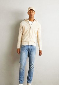 INDICODE JEANS Gilet - kit
