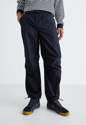 Only & Sons ONSFRED LOOSE PANT - Pantalones - black