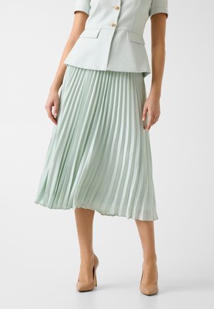 - Spódnica trapezowa