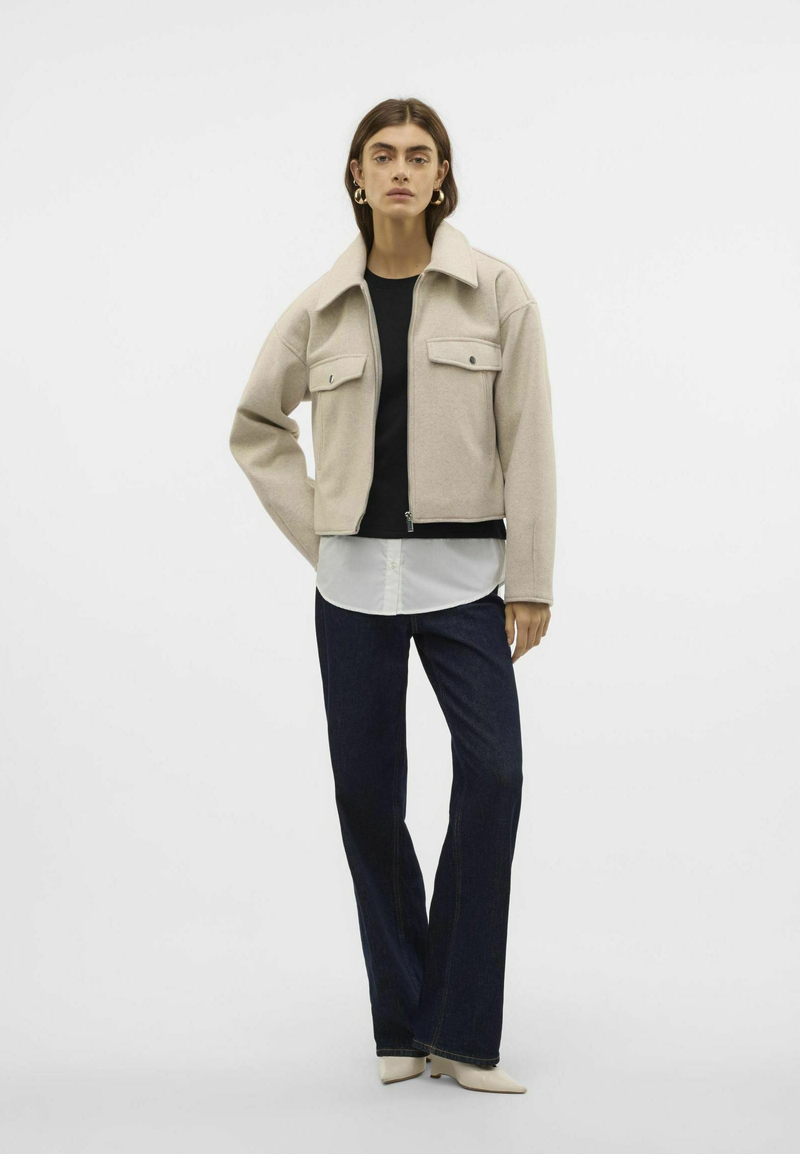 VERO MODA Damenjacke In Oatmeal – Kurze Steppjacke Mit Kapuze, Größe M