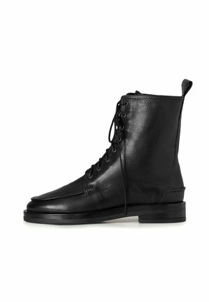 GEORGIA - Šněrovací kotníkové boty - black