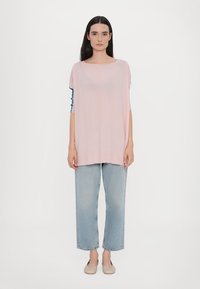 Diane von Furstenberg DIANE SWEATER - Džemperis - pink/light blue