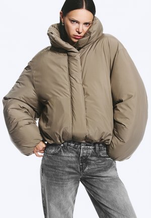 Weekday, CLEAN FUNNELNECK PUFFER - Chaqueta de invierno - mole