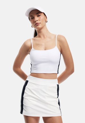 Top - white