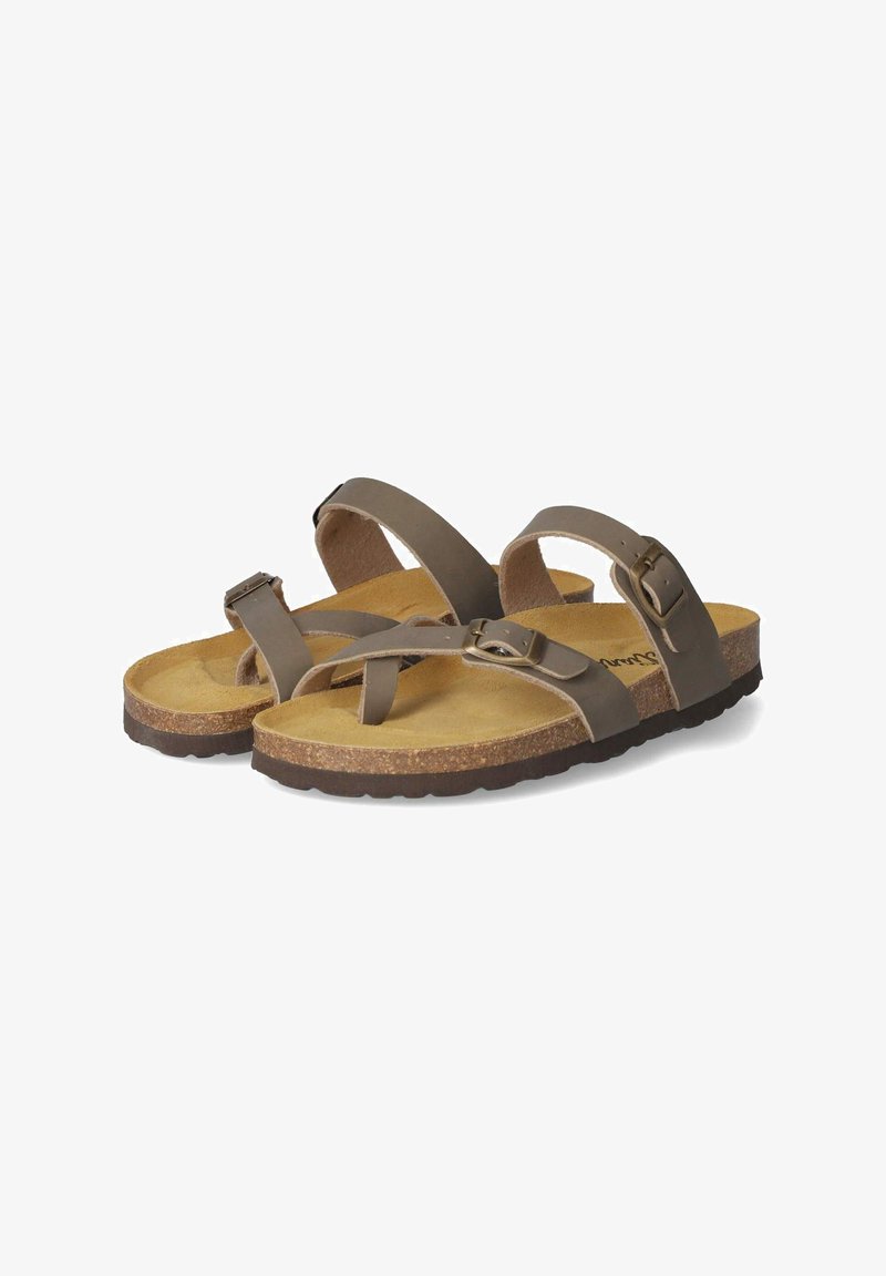 Sandales marron avec deux sangles ajustables, un semelle en liège et une semelle en caoutchouc texturée. Conçues pour le confort avec un détail de sangle croisée.