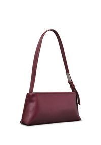 Calvin Klein EMBOSSED LOGO SHOULDER BAG - Kézitáska - oxblood