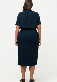 Ulla Popken Abito a camicia - marine