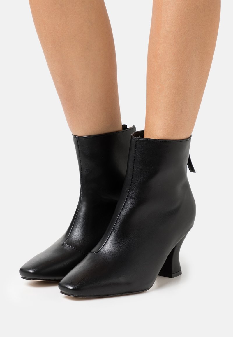RAID Wide Fit Botines - black