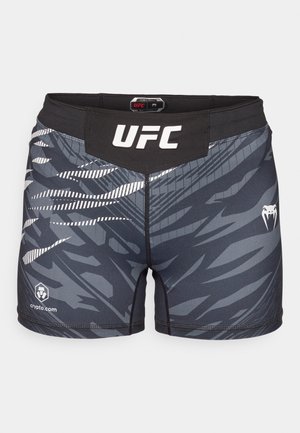 Herre UFC treningsshorts i svart og grått med abstrakt mønster, elastisk midjebånd og logo detaljer. Laget av fukttransporterende materiale.