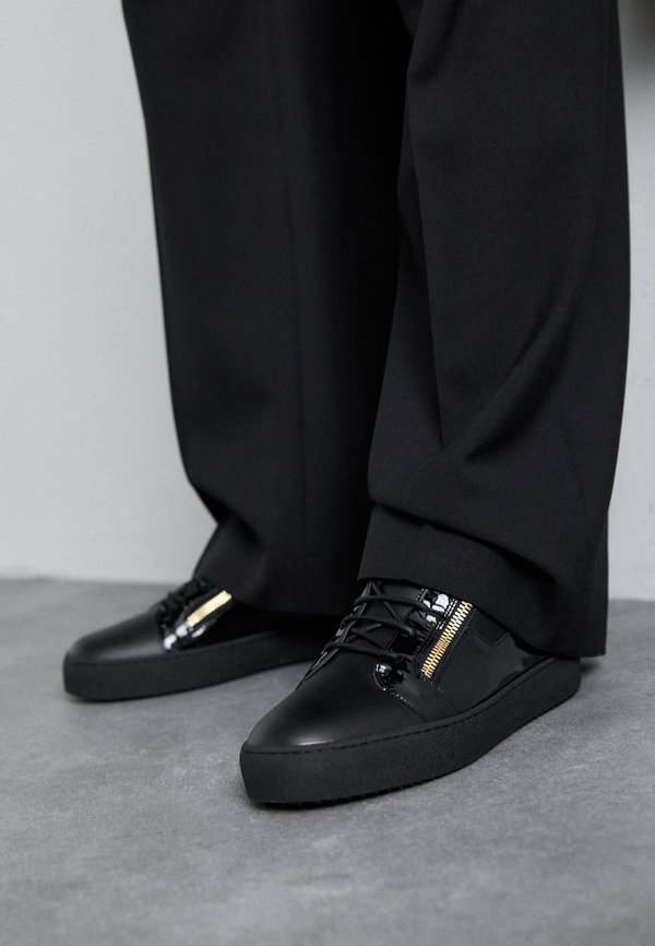 MID TOP - High-top trainers