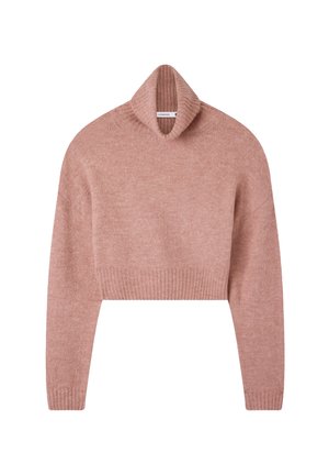 Jasnoróżowy krótki sweter z golfem, wykonany z miękkiej dzianiny, z prążkowanym kołnierzem i mankietami, z obniżonymi ramionami dla luźniejszego fasonu.