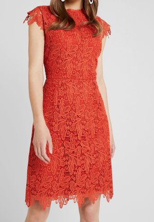 Robe de soirée - metallic red