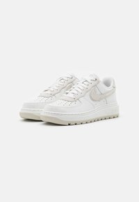Nike Sportswear AIR FORCE 1 LUXE HO21 - Sapatilhas - summit white/light bone