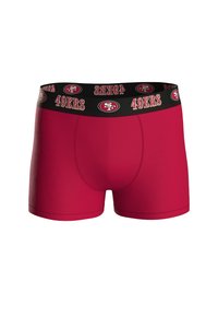 Boxer briefs rojos con una cinturilla negra que presenta el logo '49ERS' y detalles de diseño. Tejido suave y diseño ajustado.