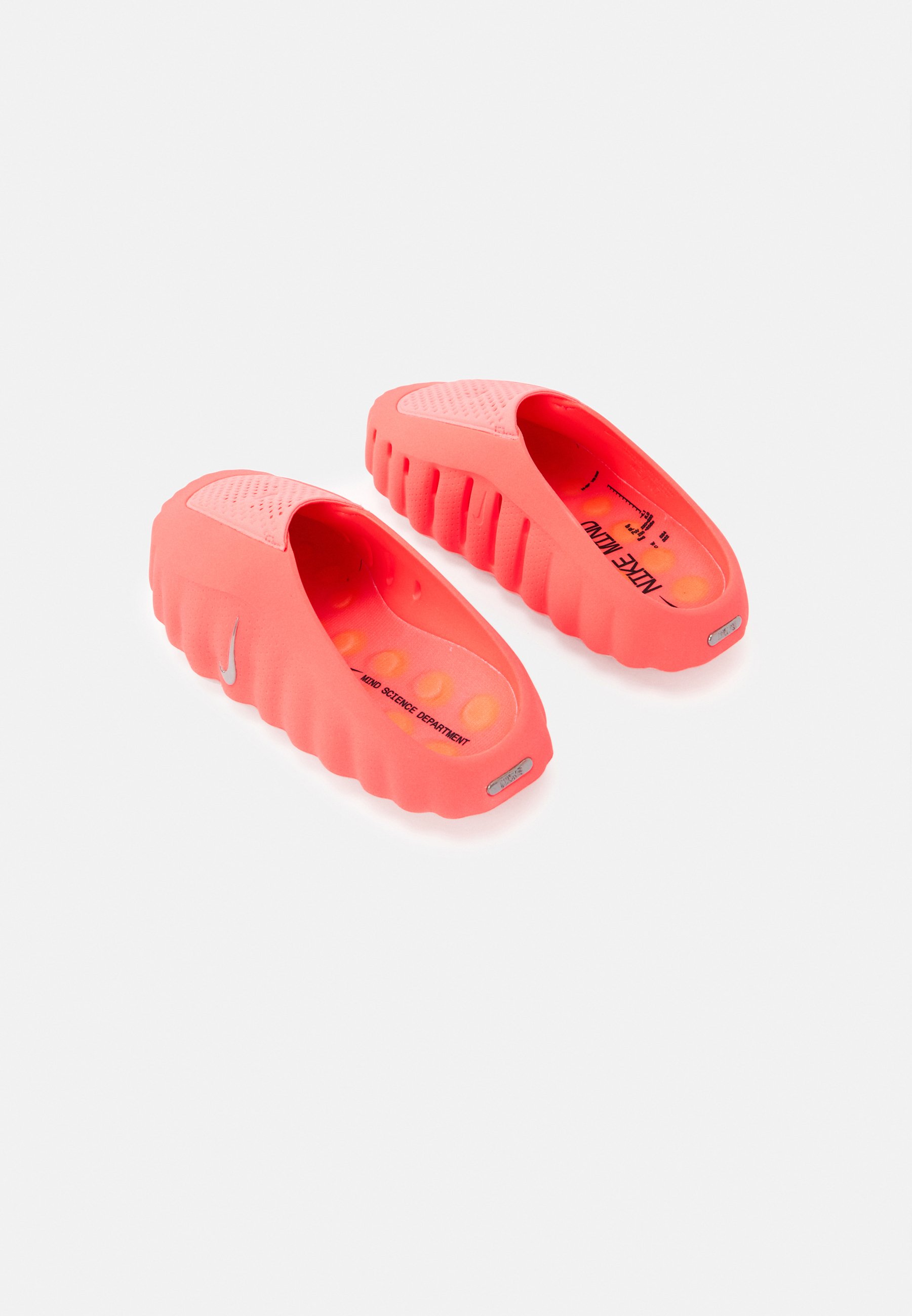 Nike Performance MIND 001 WOMEN - Pantofi training - solar red