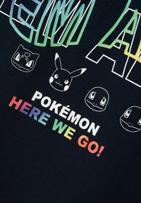 Name it POKÉMON - Apdrukāts T-krekls - dark sapphire