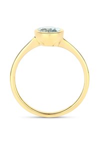 Bague en or ornée d'une pierre précieuse de couleur bleu clair taillée en rond, montée sur un anneau lisse et poli au design minimaliste.