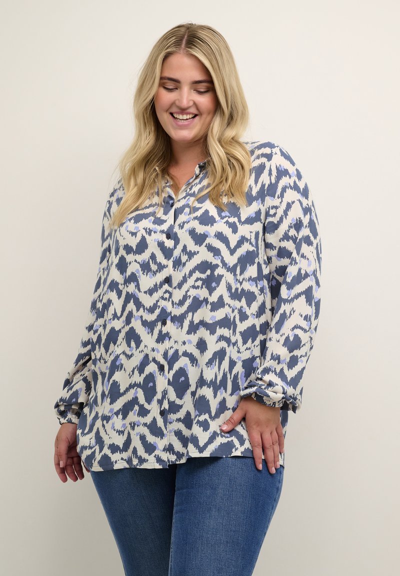 Kaffe Curve Mille S/S Blouse in Poppy Red