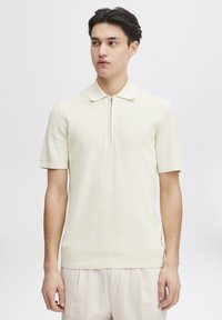 Casual Friday - CFKARL KNIT POLO WITH HALFZIP - Poloshirts - white asparagus Miniaturebillede 1