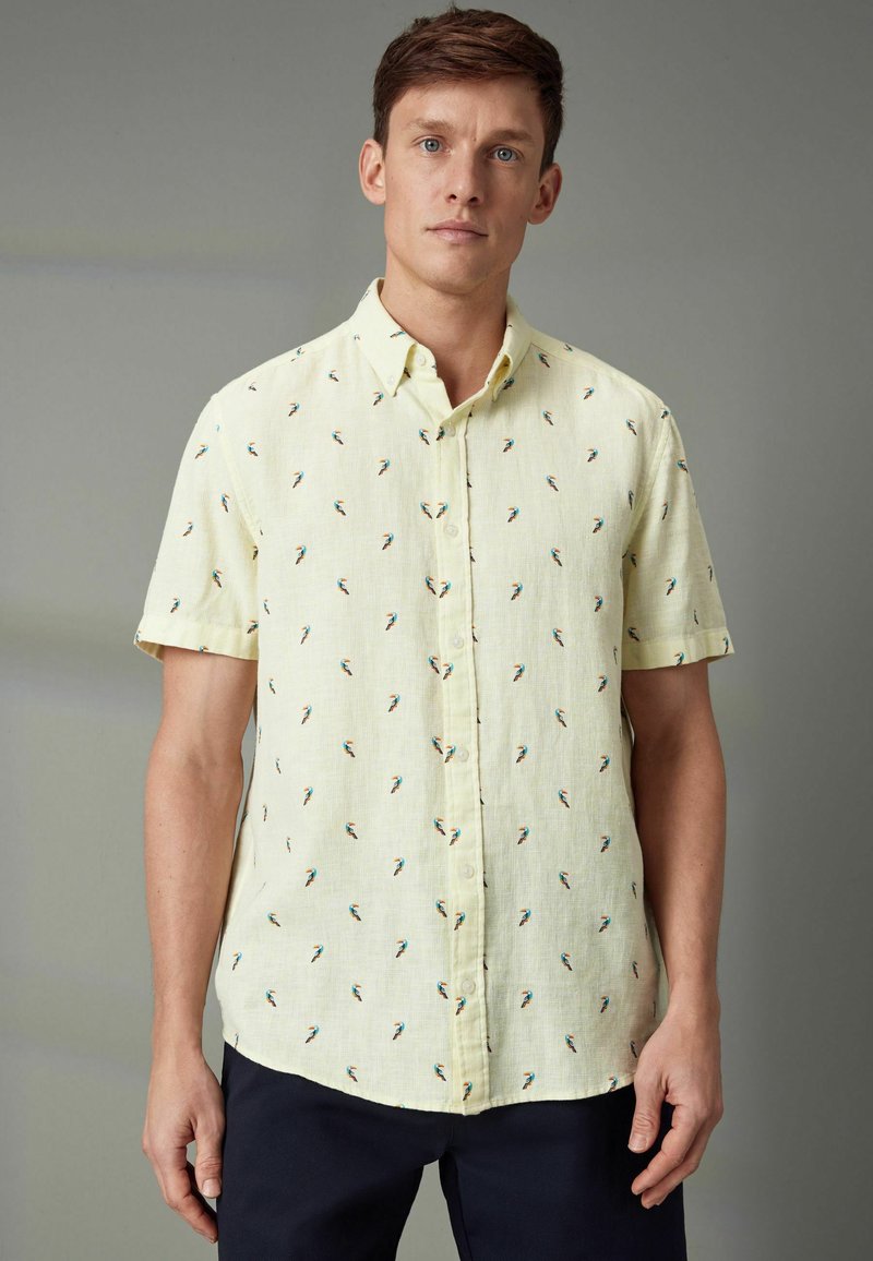 Next SHORT SLEEVE REGULAR FIT - Skjorta - yellow