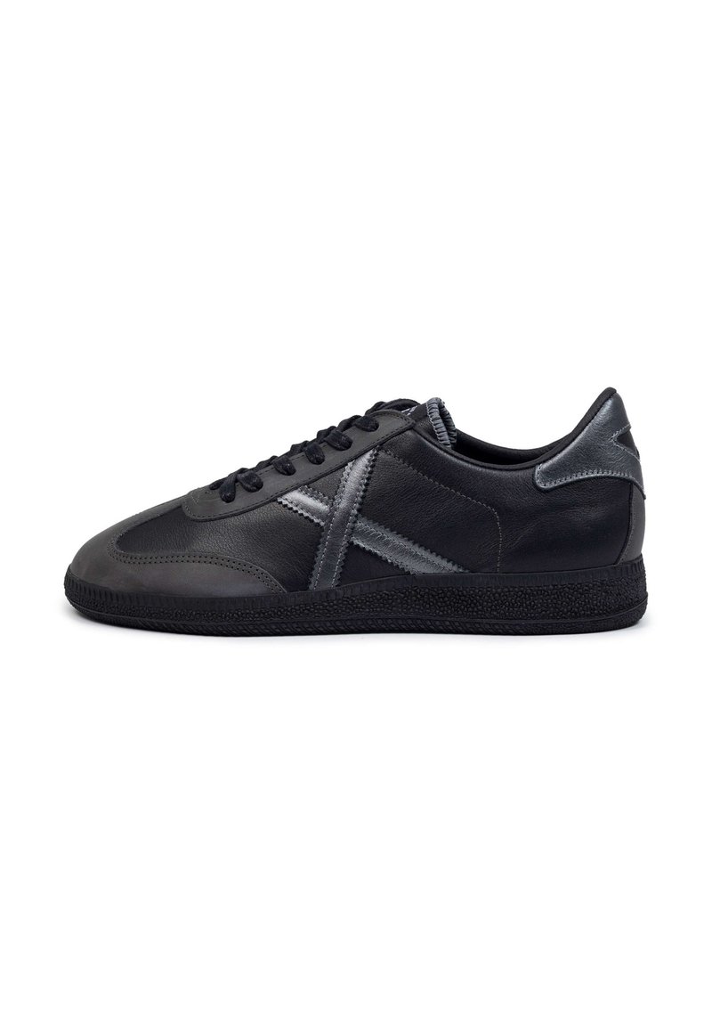 MUNICH Sneakers basse - silver