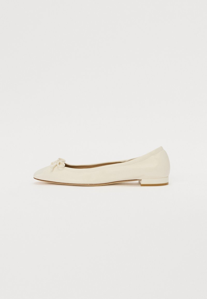 Stuart Weitzman BRIA BALLET - Ballerine - cream