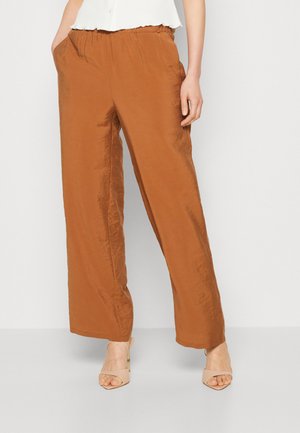 Vero Moda VMQUEENY LONG PANTS  - Παντελόνι - toffee