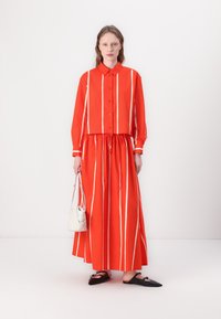 Marimekko BUKLEE PUHVELI  - A-vonalú szoknya - red